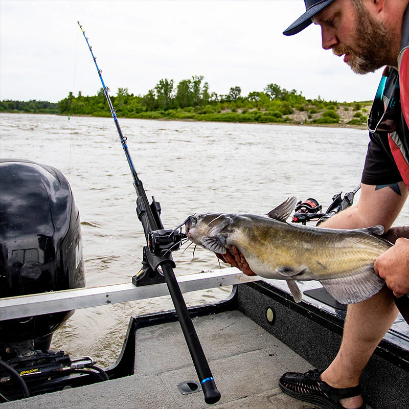 Piscifun® Chaos Pro CNC Baitcasting Reels and LED LumiCat II Casting Rods Combo - Image 22